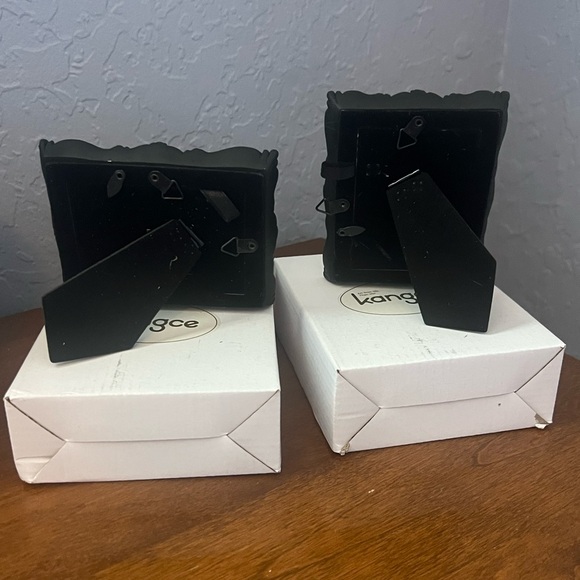 2 Antique Style Picture Frames for 2.5 x 3.5 Photos (NIB) - Picture 4 of 11